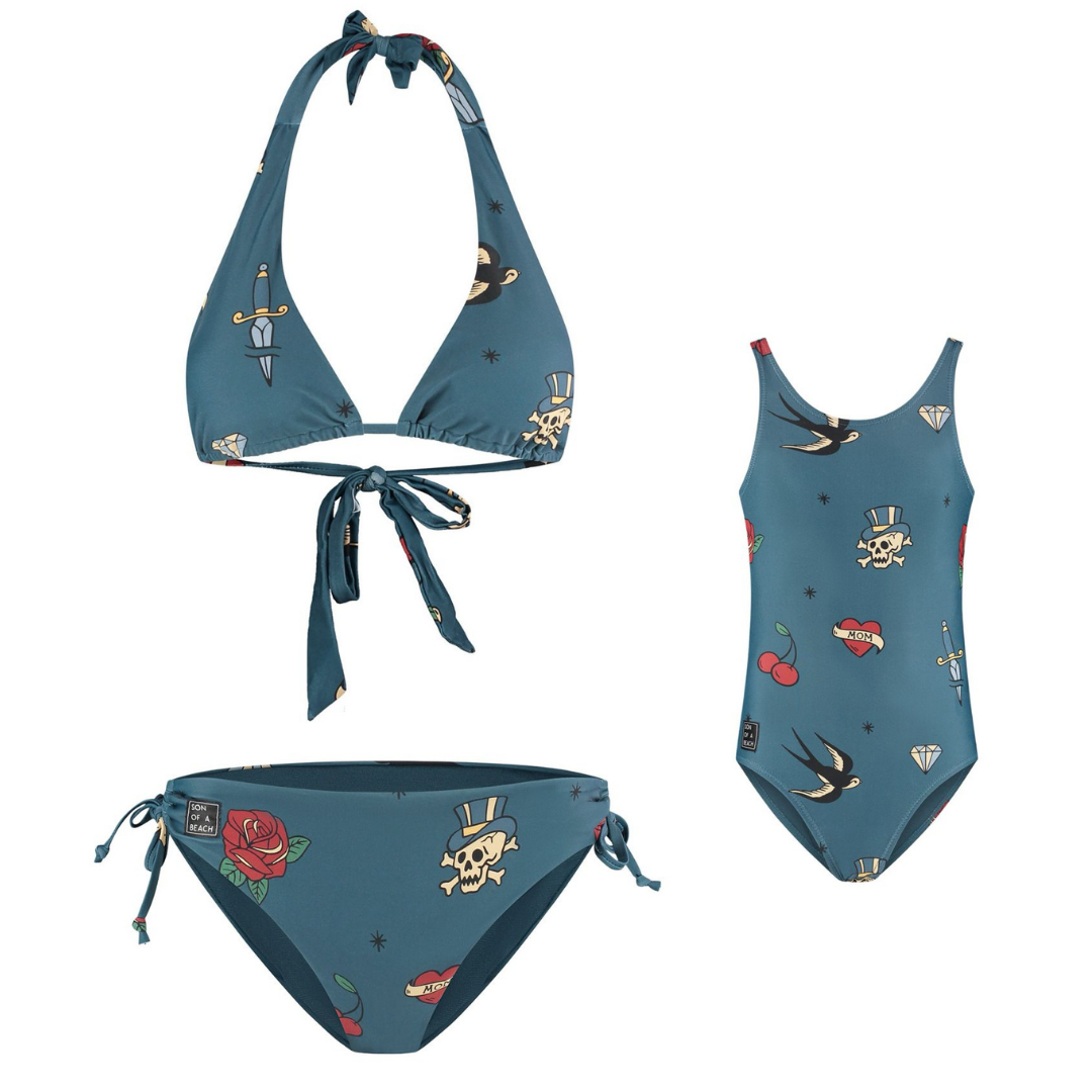 Tattoo, Blau, Mutter und Tochter im Bikini/Badeanzug